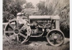 Tracteur, 1940 / Visuel : D.R.